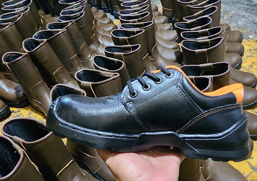 Pabrik Pembuatan Sepatu di Bandung